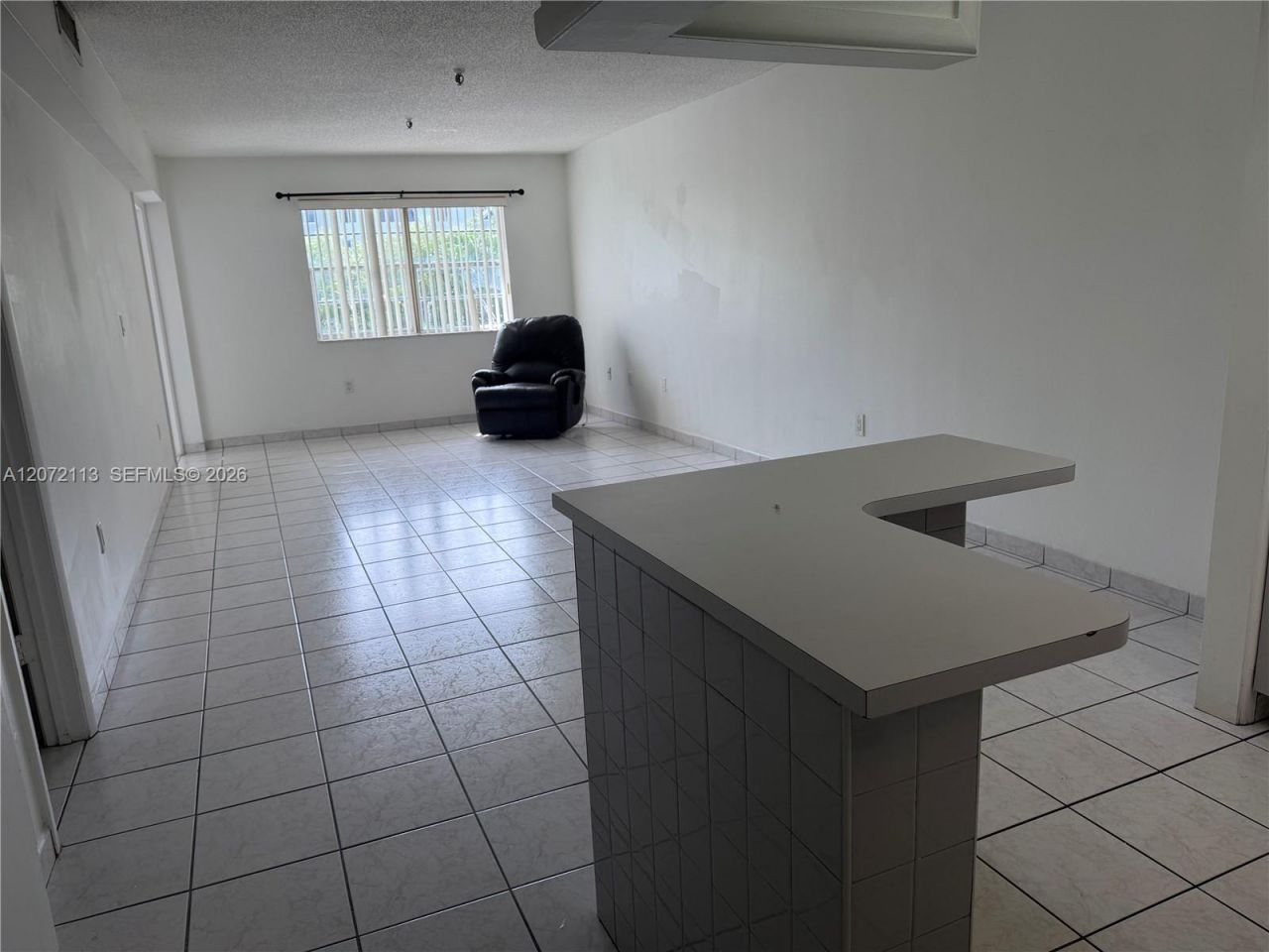 250 181st Dr, Unit 111, Sunny Isles Beach, FL 33160 Photo
