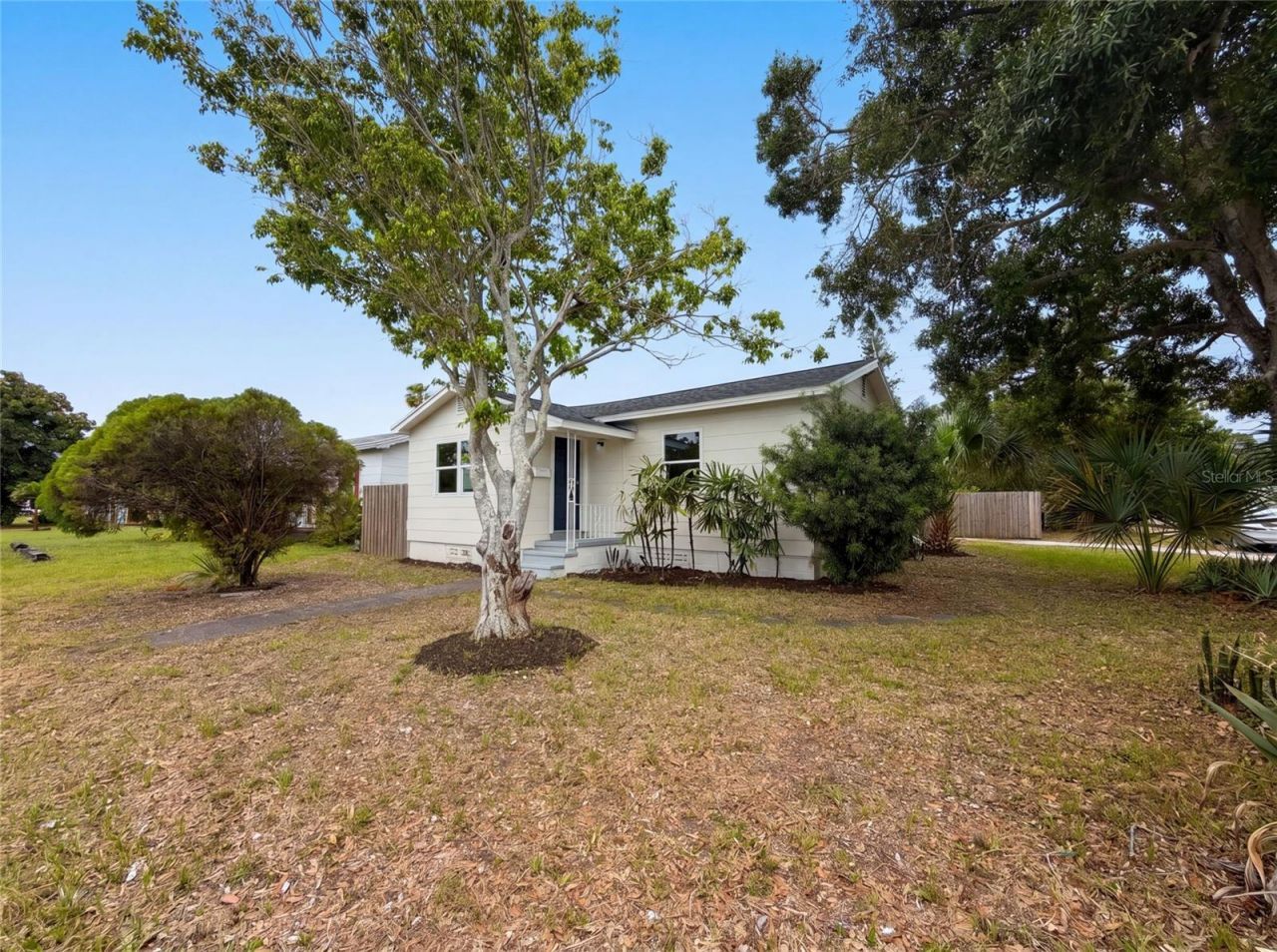 2596 38th Avenue N, Saint Petersburg, FL 33713 Photo