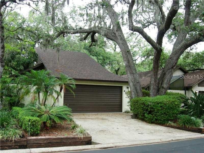 4512 Sweetwater Lake Drive, Unit 10, Tampa, FL 33613 Main Photo