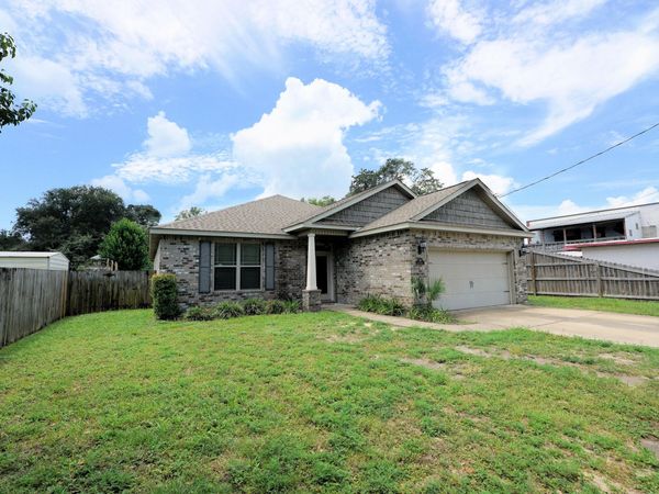 745 2Nd Avenue, Fort Walton Beach, FL 32547