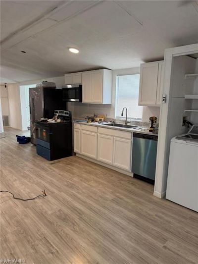 130 Lantern Pl, North Fort Myers, FL 33917 Photo