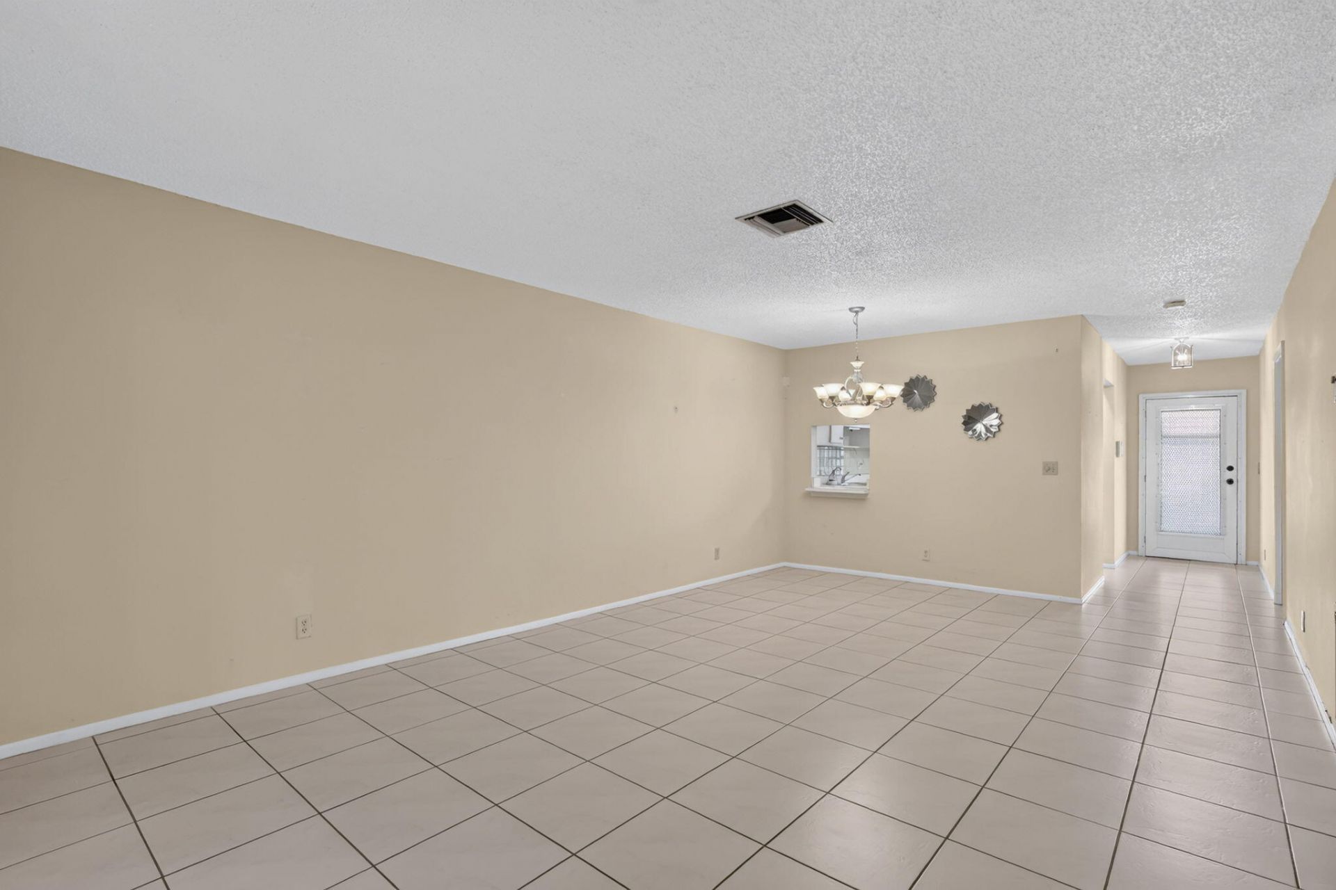 5780 Fernley Drive W, Unit 144, West Palm Beach, FL 33415 Photo