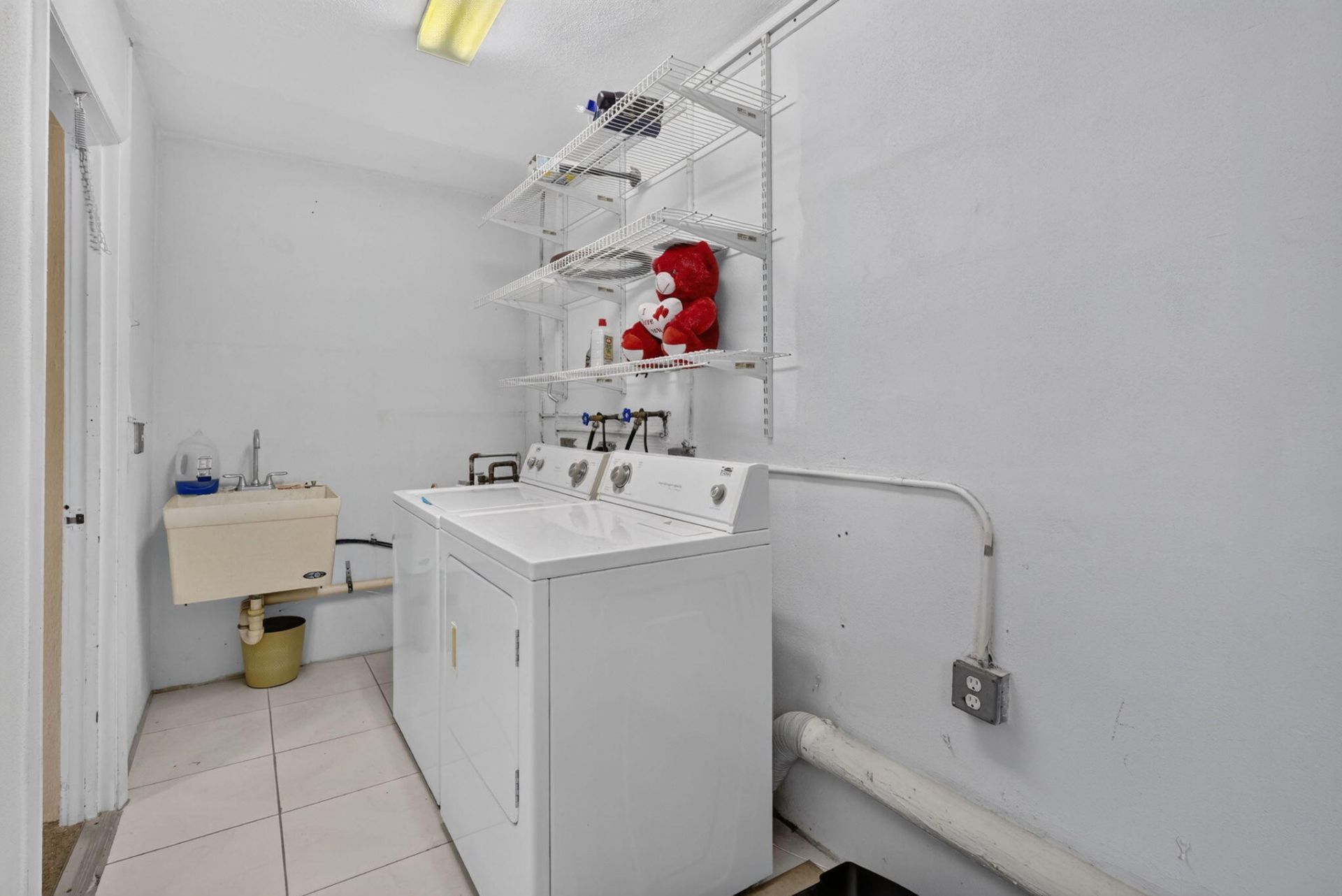 5780 Fernley Drive W, Unit 144, West Palm Beach, FL 33415 Photo