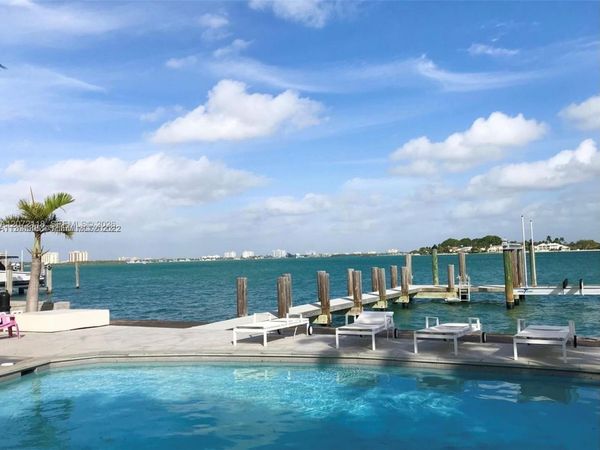 1741 Cleveland Rd , Miami Beach, FL 33141