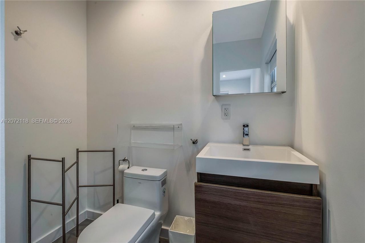 1741 Cleveland Rd , Miami Beach, FL 33141 Photo