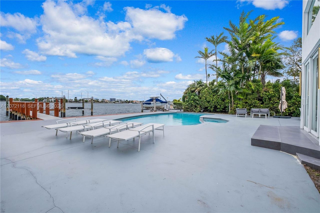 1741 Cleveland Rd , Miami Beach, FL 33141 Photo