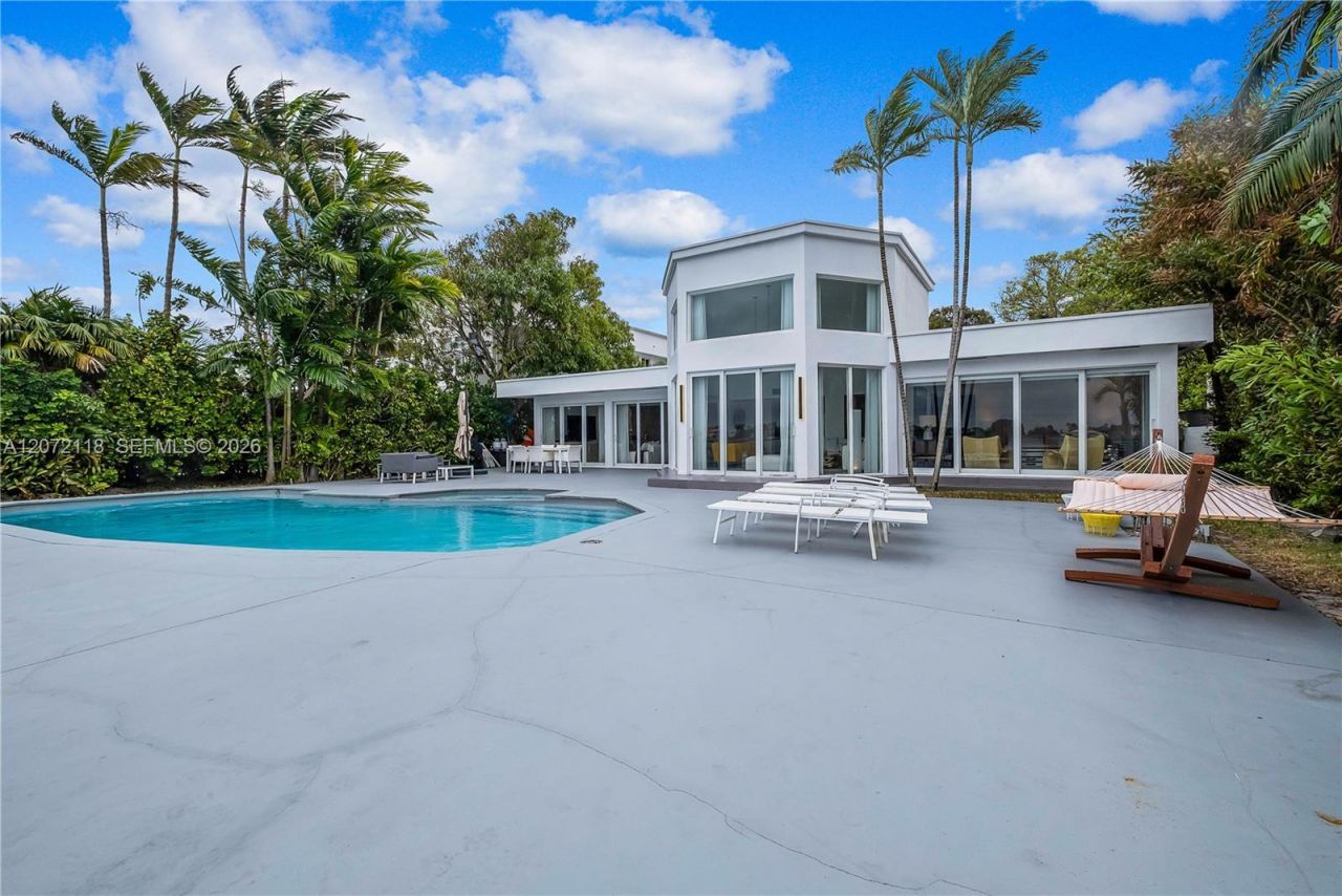 1741 Cleveland Rd , Miami Beach, FL 33141 Photo