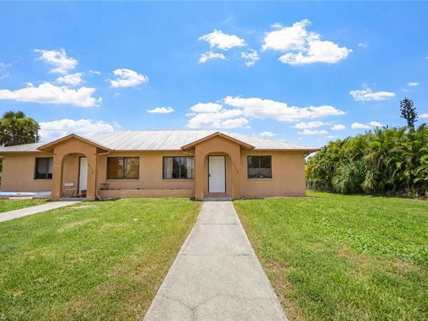 17370 W Carnegie CIR, Unit 370, FORT MYERS, FL 33967