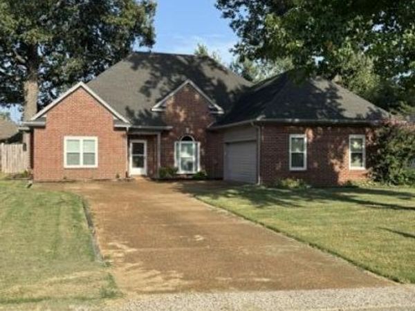 5960 Southridge Drive, Olive Branch, MS 38654