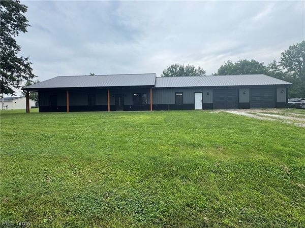 5020 Cherry Street , Adamsville, OH 43802
