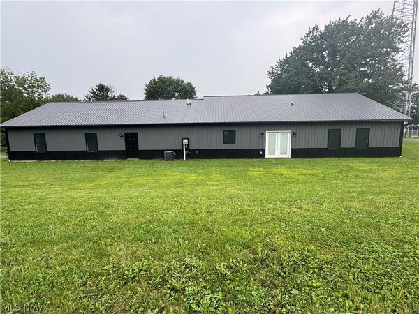 5020 Cherry Street , Adamsville, OH 43802