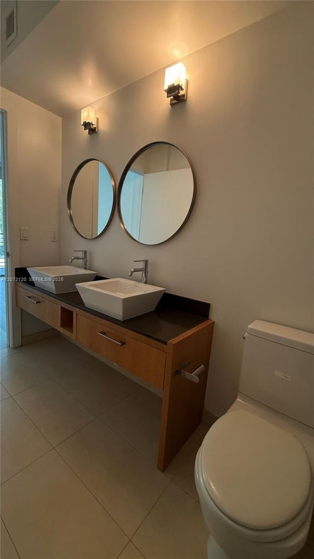 2025 Meridian Ave , Unit 2, Miami Beach, FL 33139 Photo