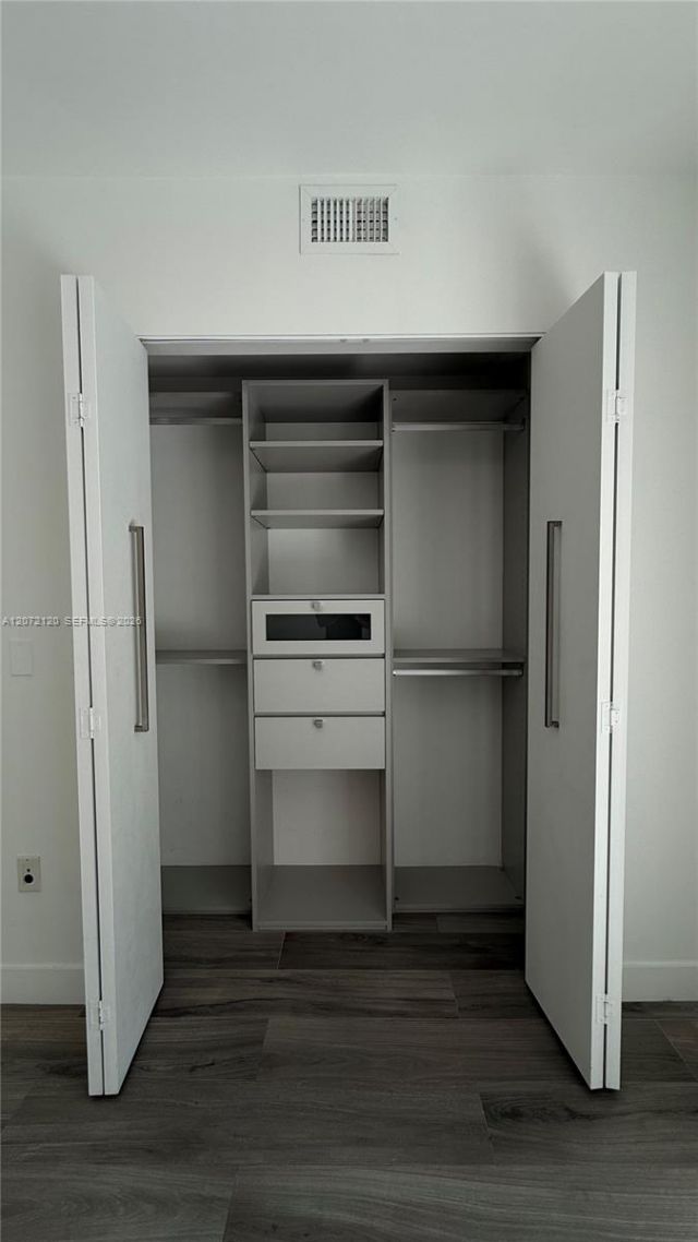 2025 Meridian Ave , Unit 2, Miami Beach, FL 33139 Photo