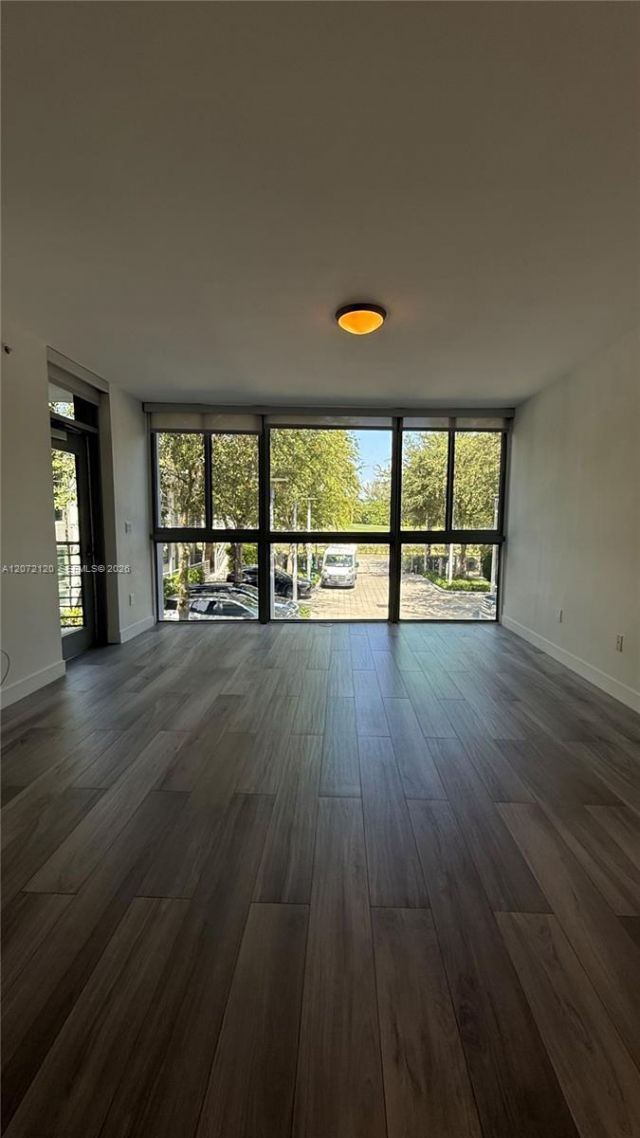 2025 Meridian Ave , Unit 2, Miami Beach, FL 33139 Photo