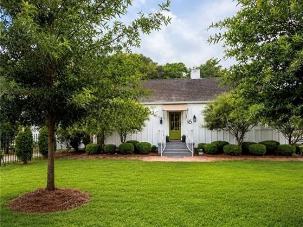 16 Japonica Avenue, Mobile, AL 36606