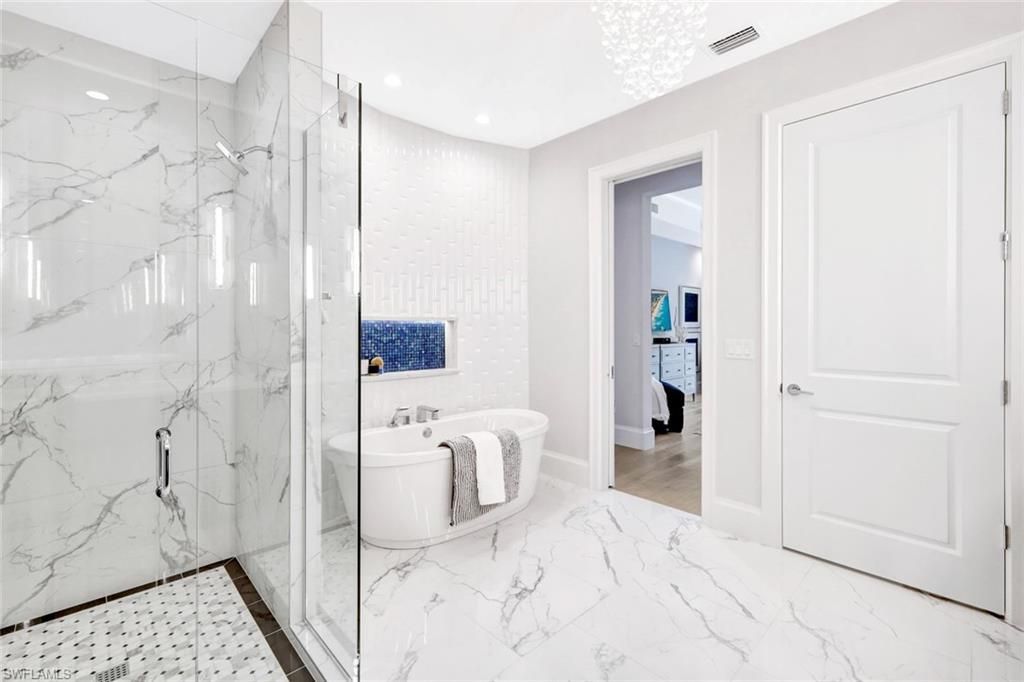 16328 Corsica Way, Unit 101, Naples, FL 34110 Photo