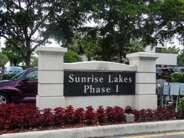8101 S Sunrise Lakes Drive N, Unit 204, Sunrise, FL 33322