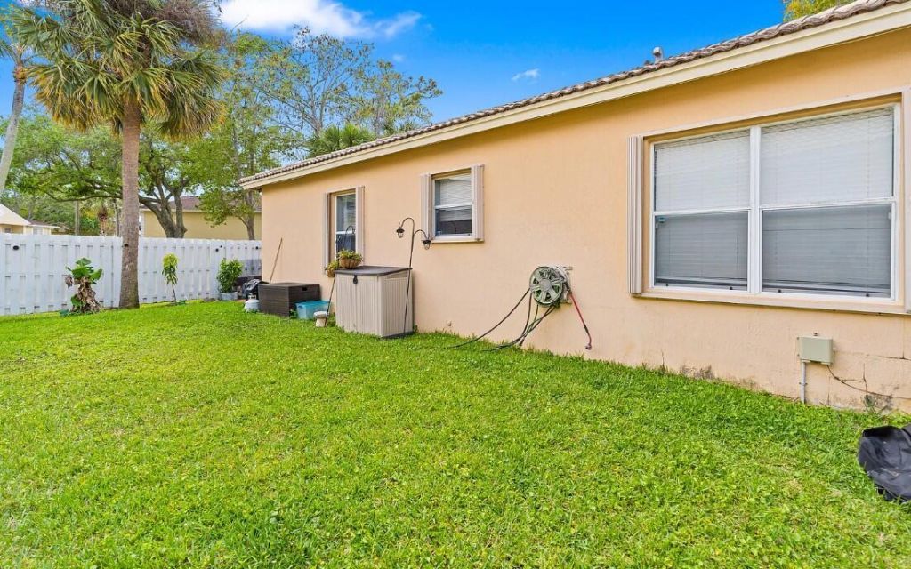 121 Prestige Drive, Royal Palm Beach, FL 33411 Photo