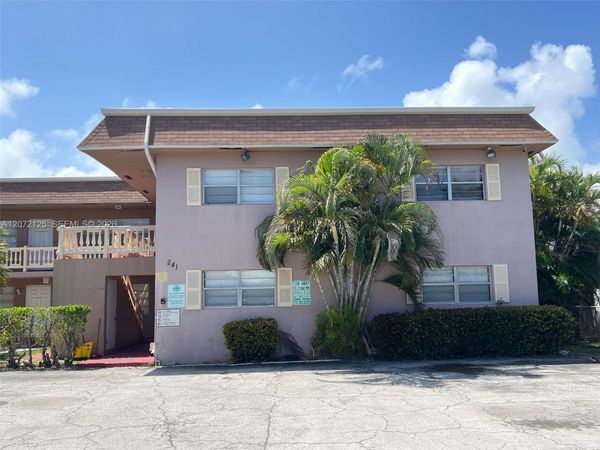 241 SE 9th Ave , Unit 109, Pompano Beach, FL 33060