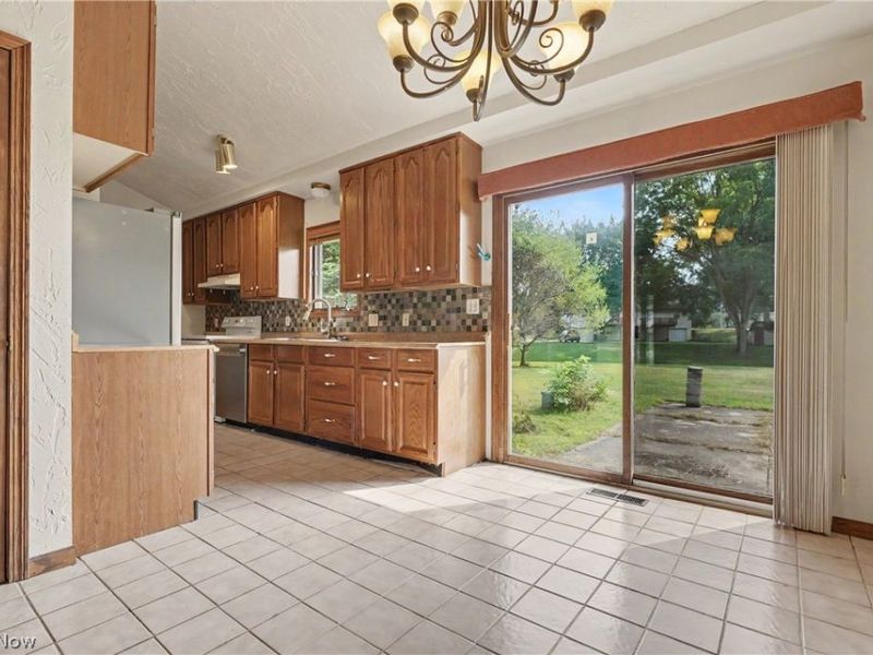 5818 Starview Circle , Clinton, OH 44216 Photo 10