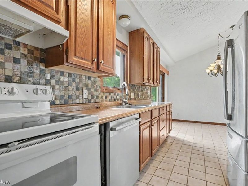 5818 Starview Circle , Clinton, OH 44216 Photo 13