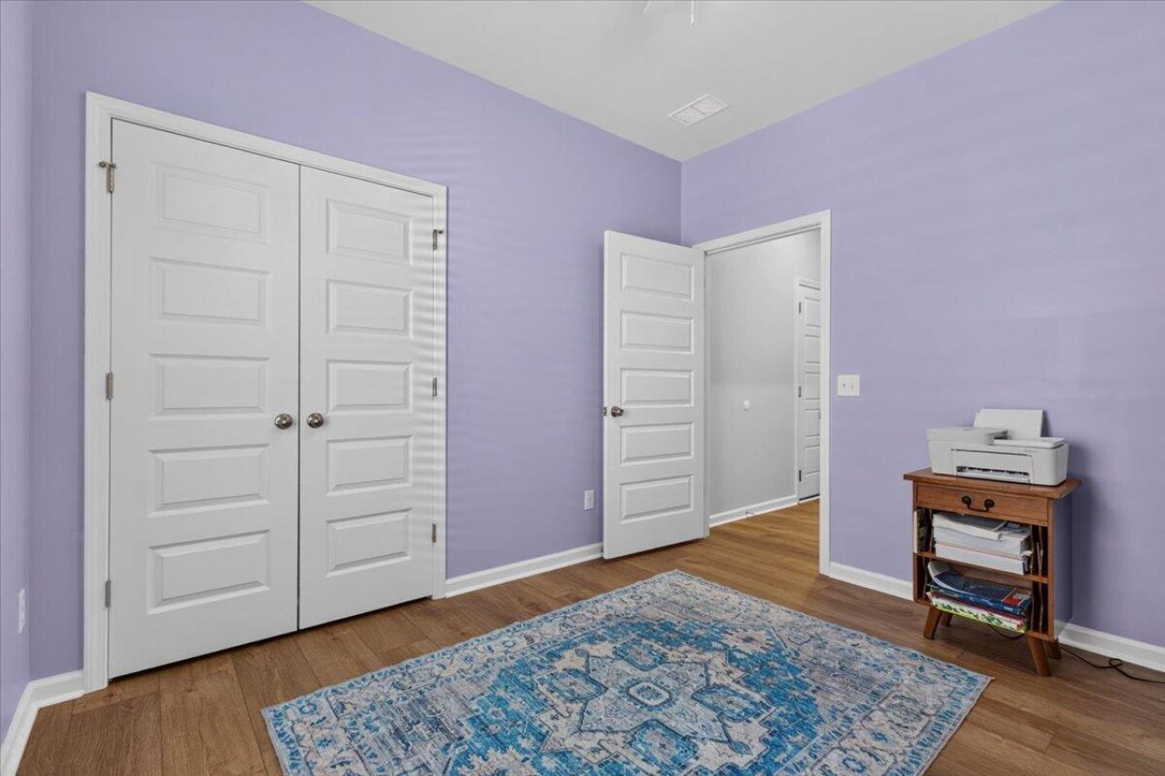 1028 Captain View Court Photo 32