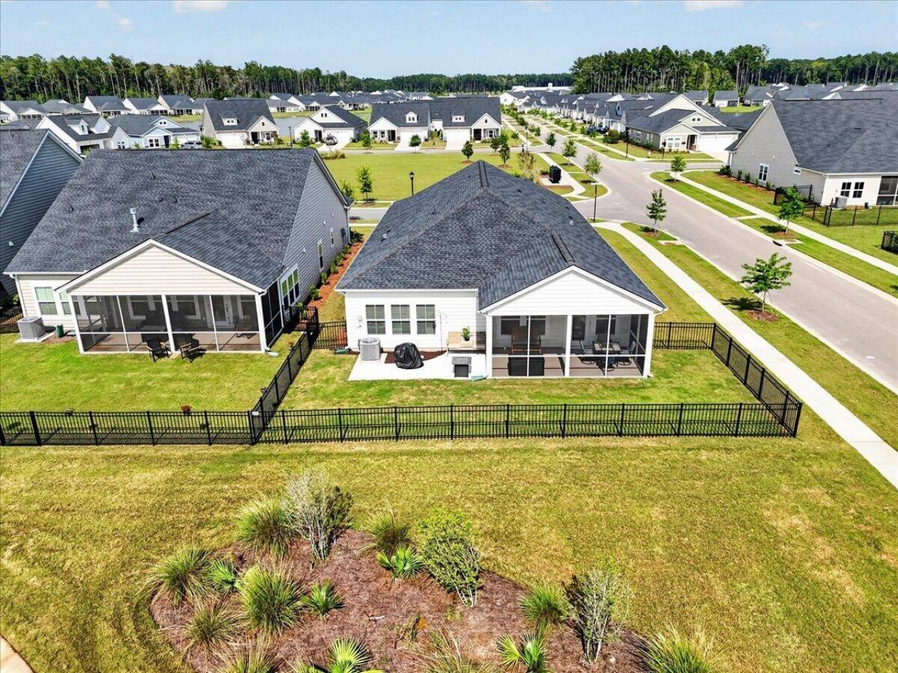 1028 Captain View Court Photo 48