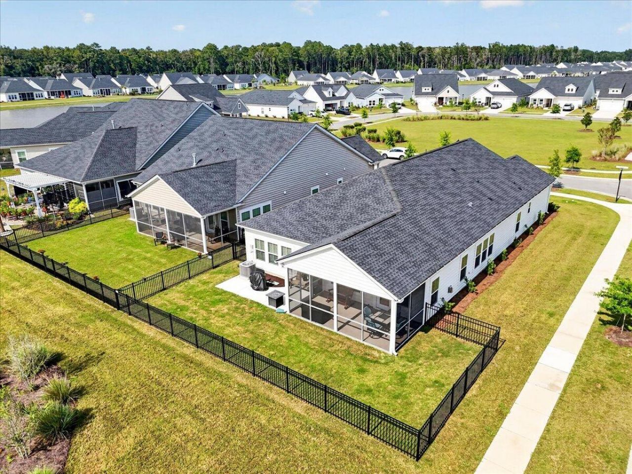 1028 Captain View Court Photo 49