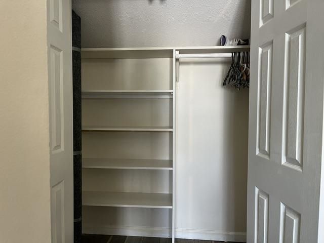 1880 Colony Dr. Photo 16