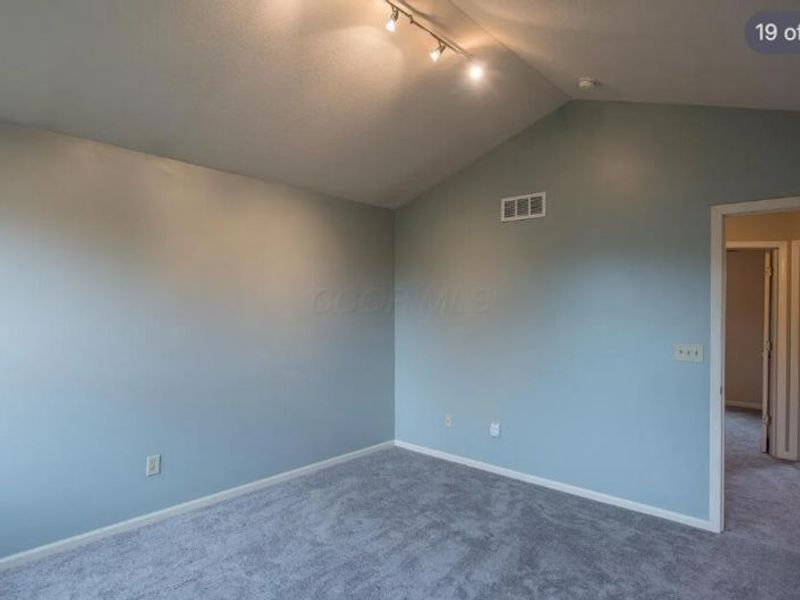 5499 Glenchester Drive , Galloway, OH 43119 Photo 14