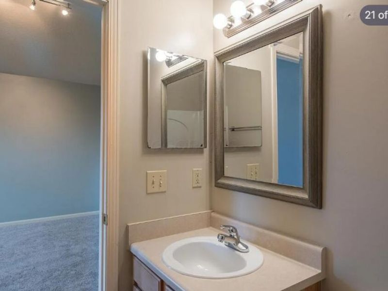 5499 Glenchester Drive , Galloway, OH 43119 Photo 16