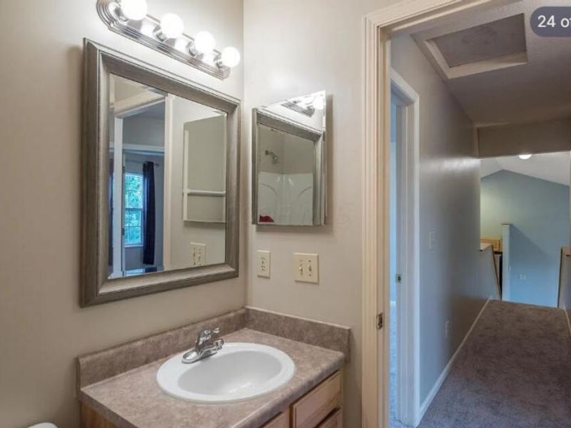 5499 Glenchester Drive , Galloway, OH 43119 Photo 19