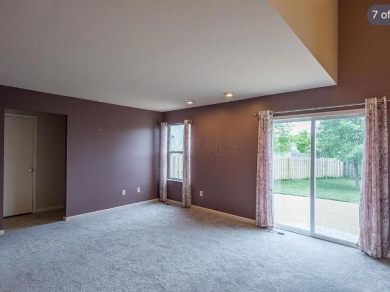 5499 Glenchester Drive , Galloway, OH 43119 Photo 6
