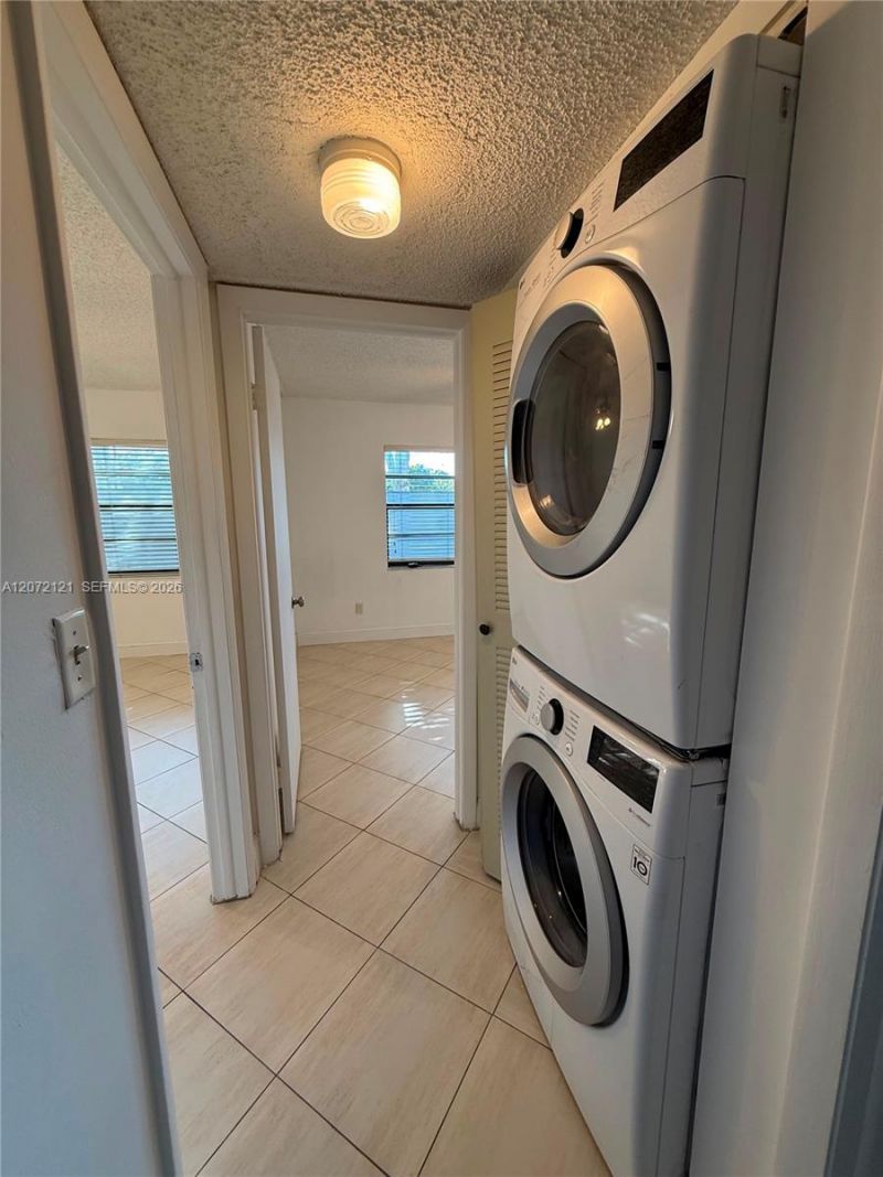 18200 Mediterranean Blvd , Unit 2201, Hialeah, FL 33015 Photo