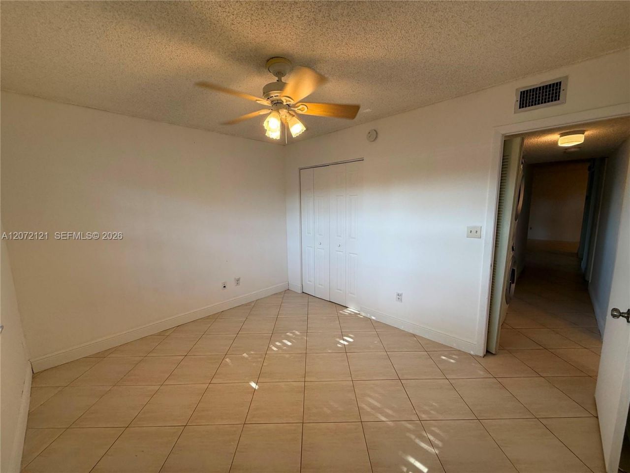18200 Mediterranean Blvd , Unit 2201, Hialeah, FL 33015 Photo
