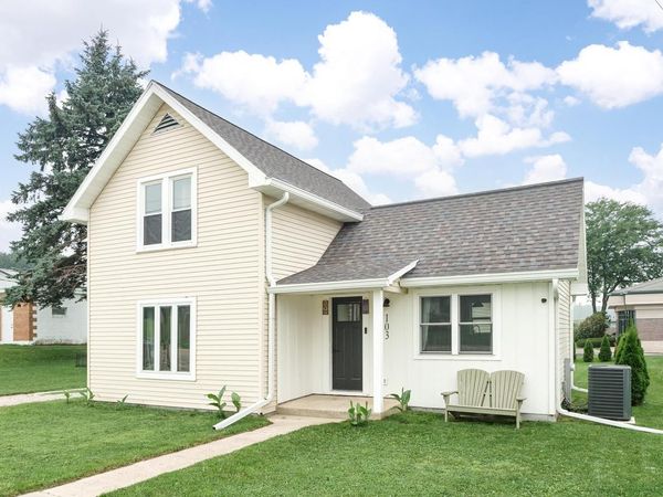 103 S Madison STREET, Friesland, WI 53935