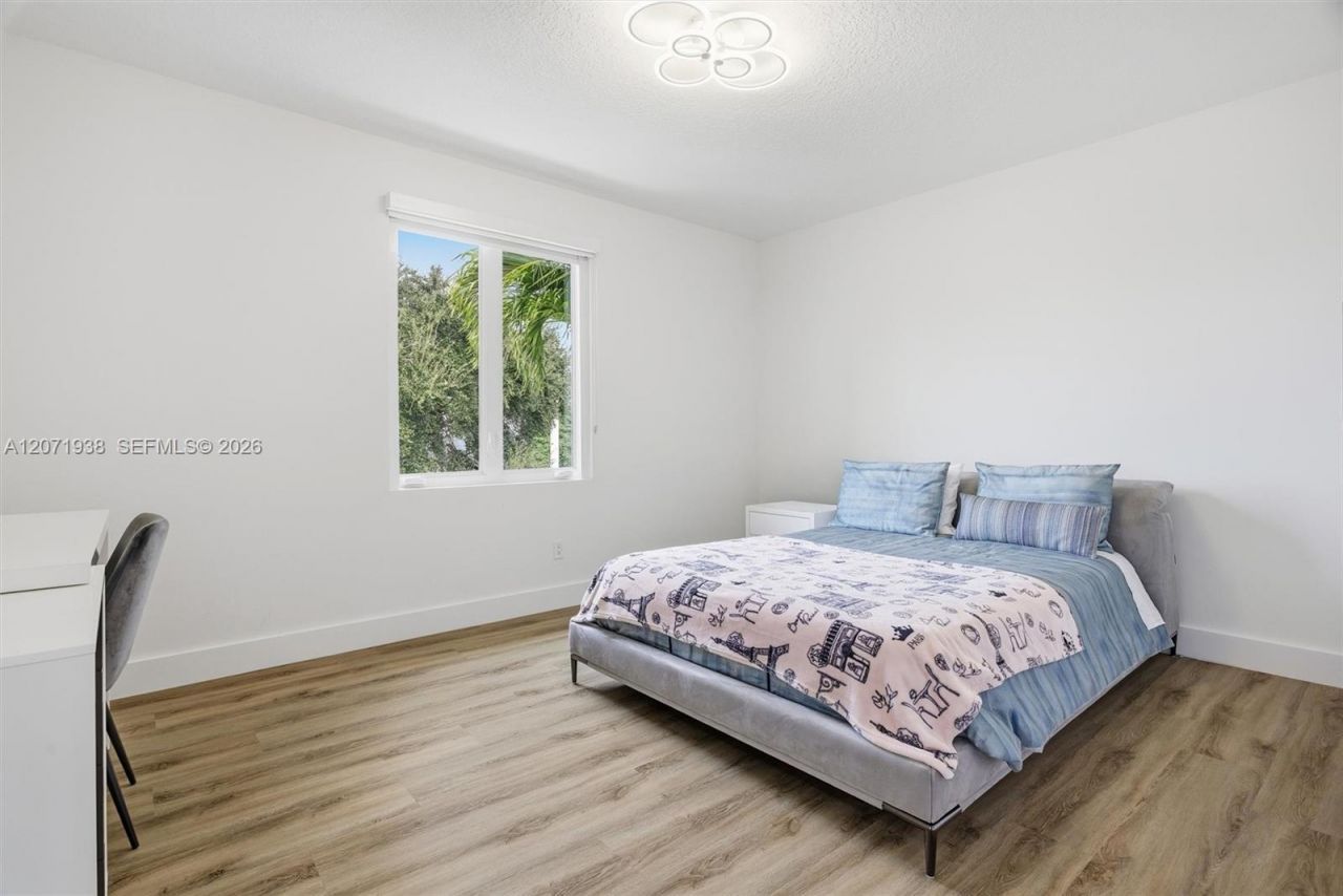 3526 Juniper Ln, Davie, FL 33330 Photo