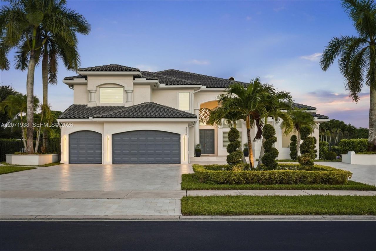 3526 Juniper Ln, Davie, FL 33330 Photo