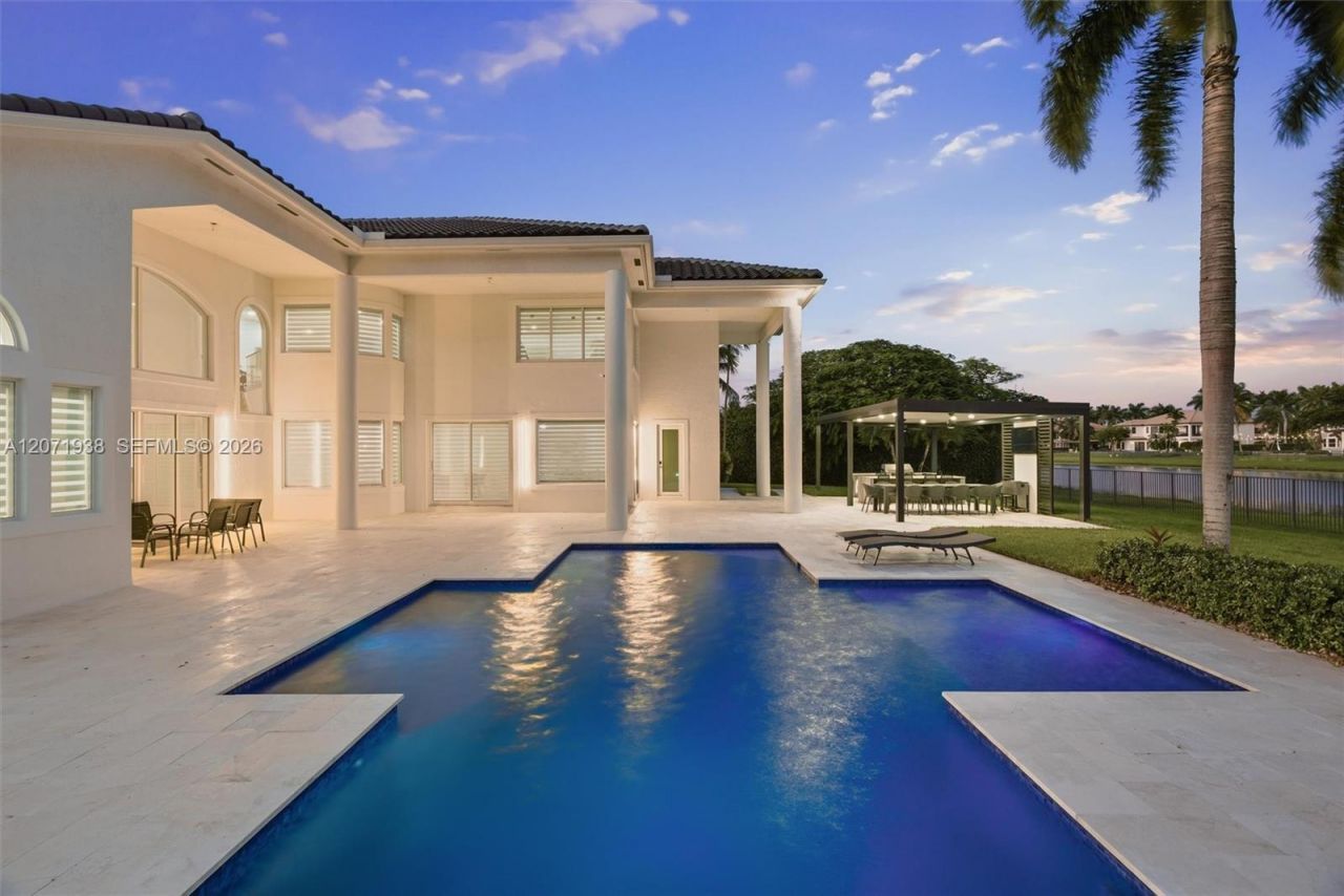 3526 Juniper Ln, Davie, FL 33330 Photo