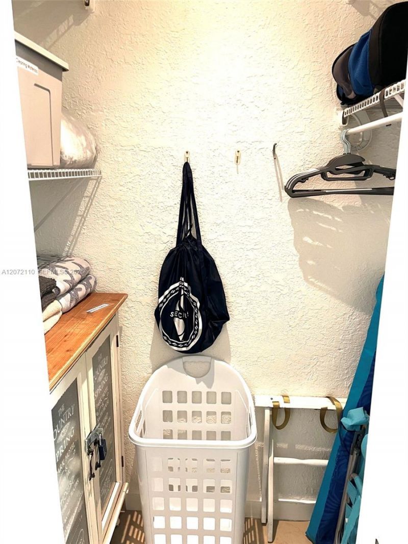3710 Collins Ave , Unit N-208, Miami Beach, FL 33140 Photo