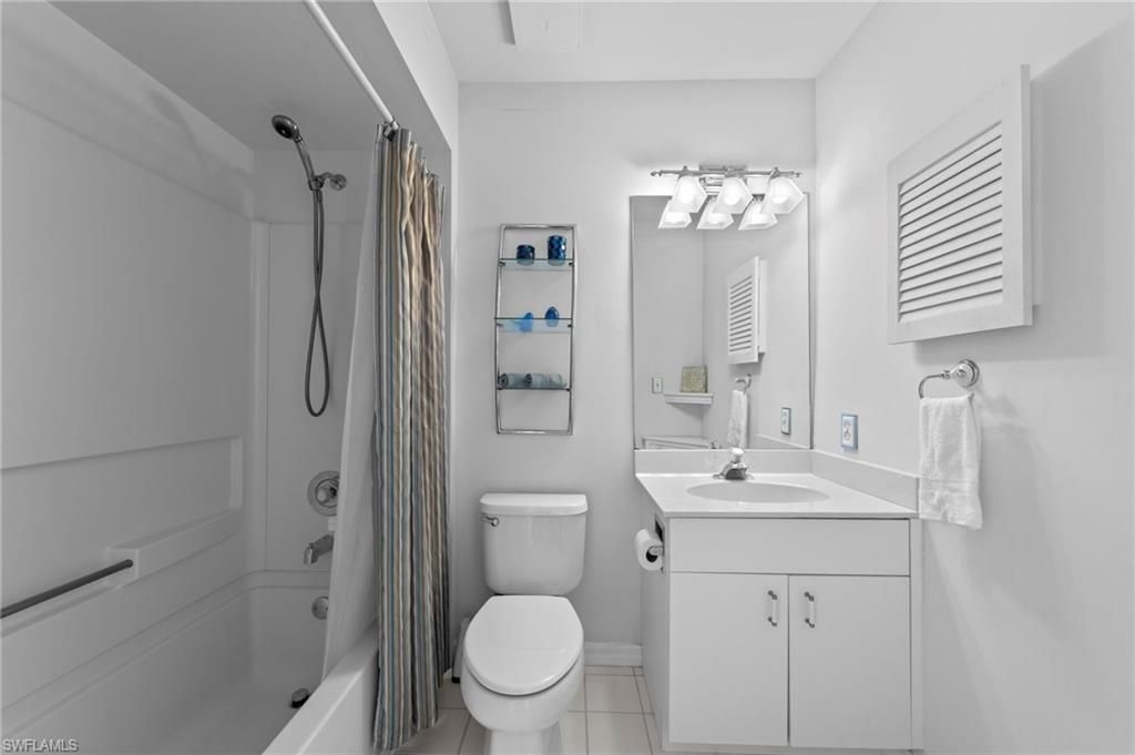 12061 Summergate Cir , Unit 204, Fort Myers, FL 33913 Photo