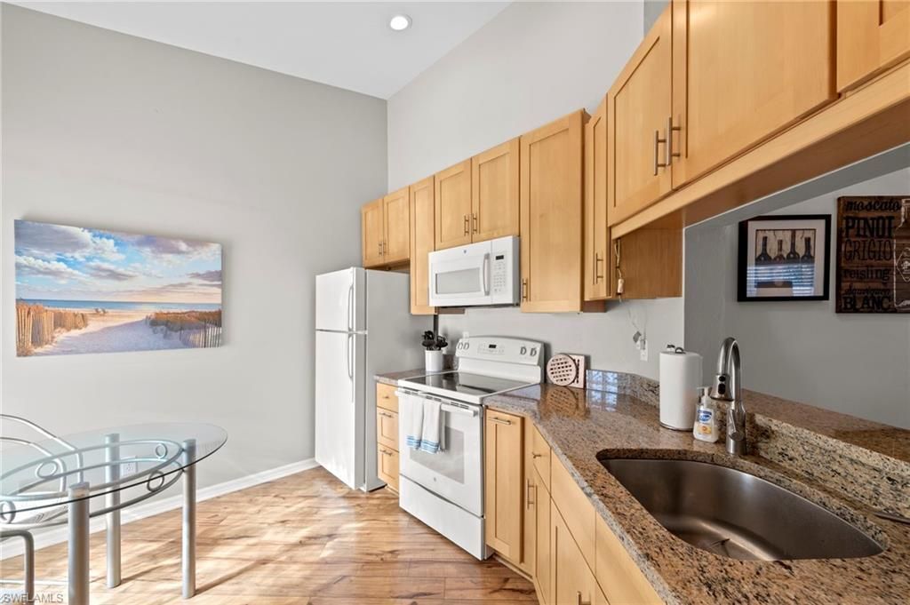 12061 Summergate Cir , Unit 204, Fort Myers, FL 33913 Photo