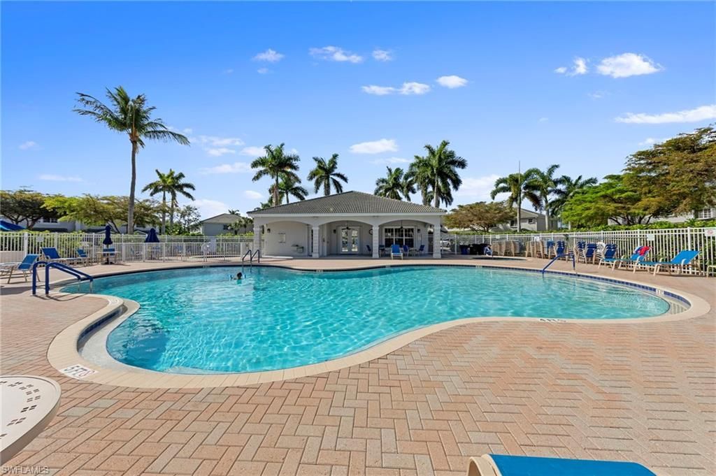 10032 Poppy Hill Dr , Fort Myers, FL 33966 Photo
