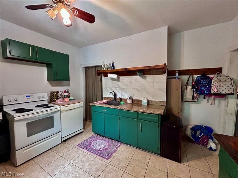 432 Douglas Avenue, Marietta, OH 45750 Photo 7