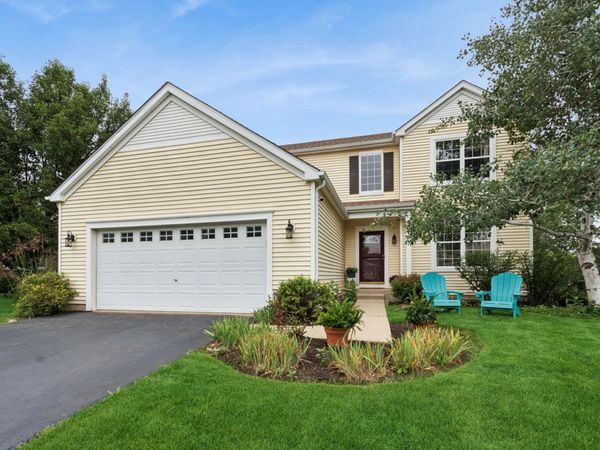 2318 W Cascade Circle , Round Lake, IL 60073