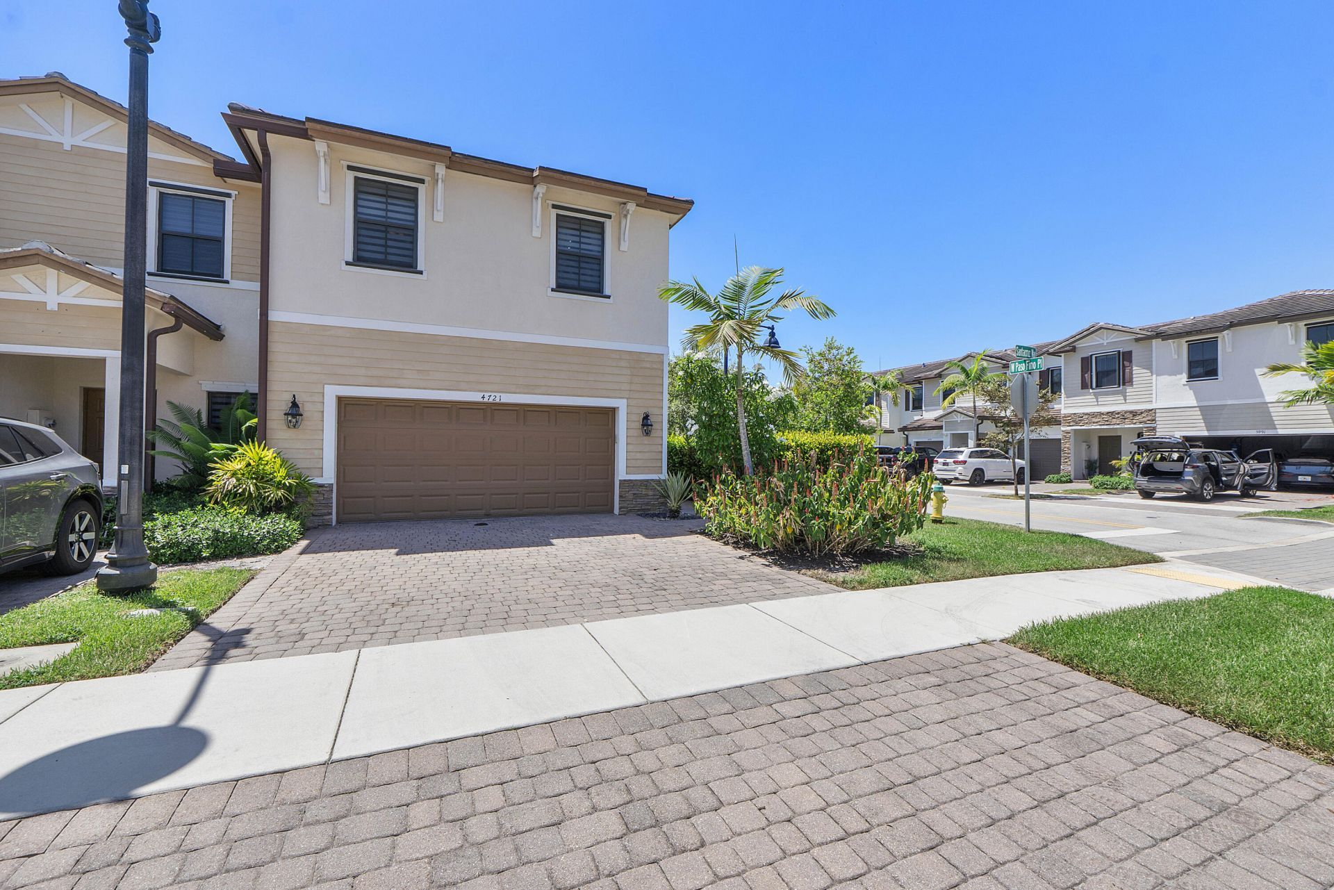 4721 Santa Cruz Way, Davie, FL 33314 Photo