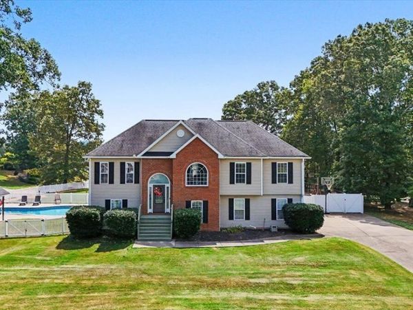 36 Valley Edge Drive, Rockmart, GA 30153
