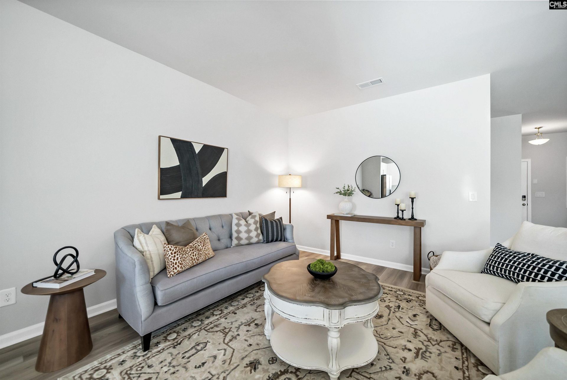 230 Carillo Drive Photo 6