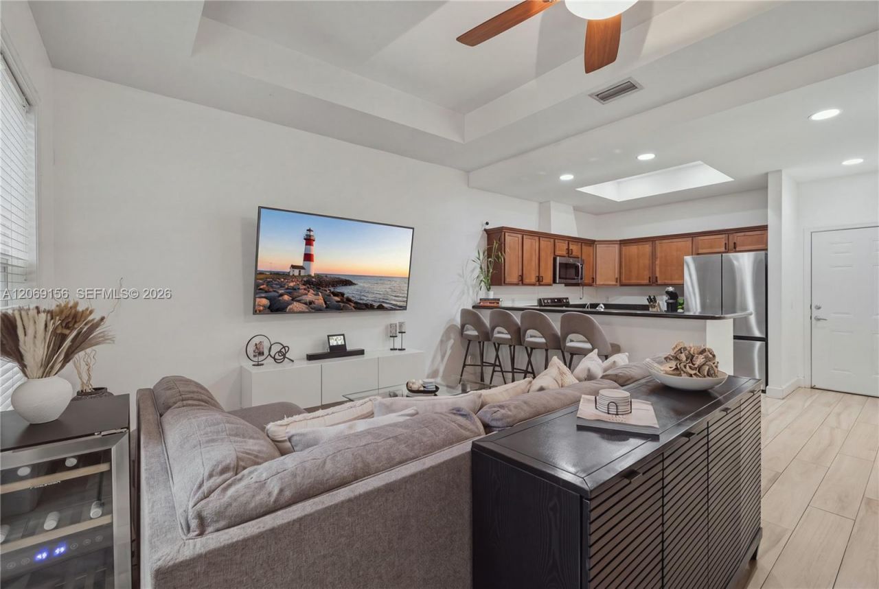 525 SW 18th Ave, Unit 26, Fort Lauderdale, FL 33312 Photo