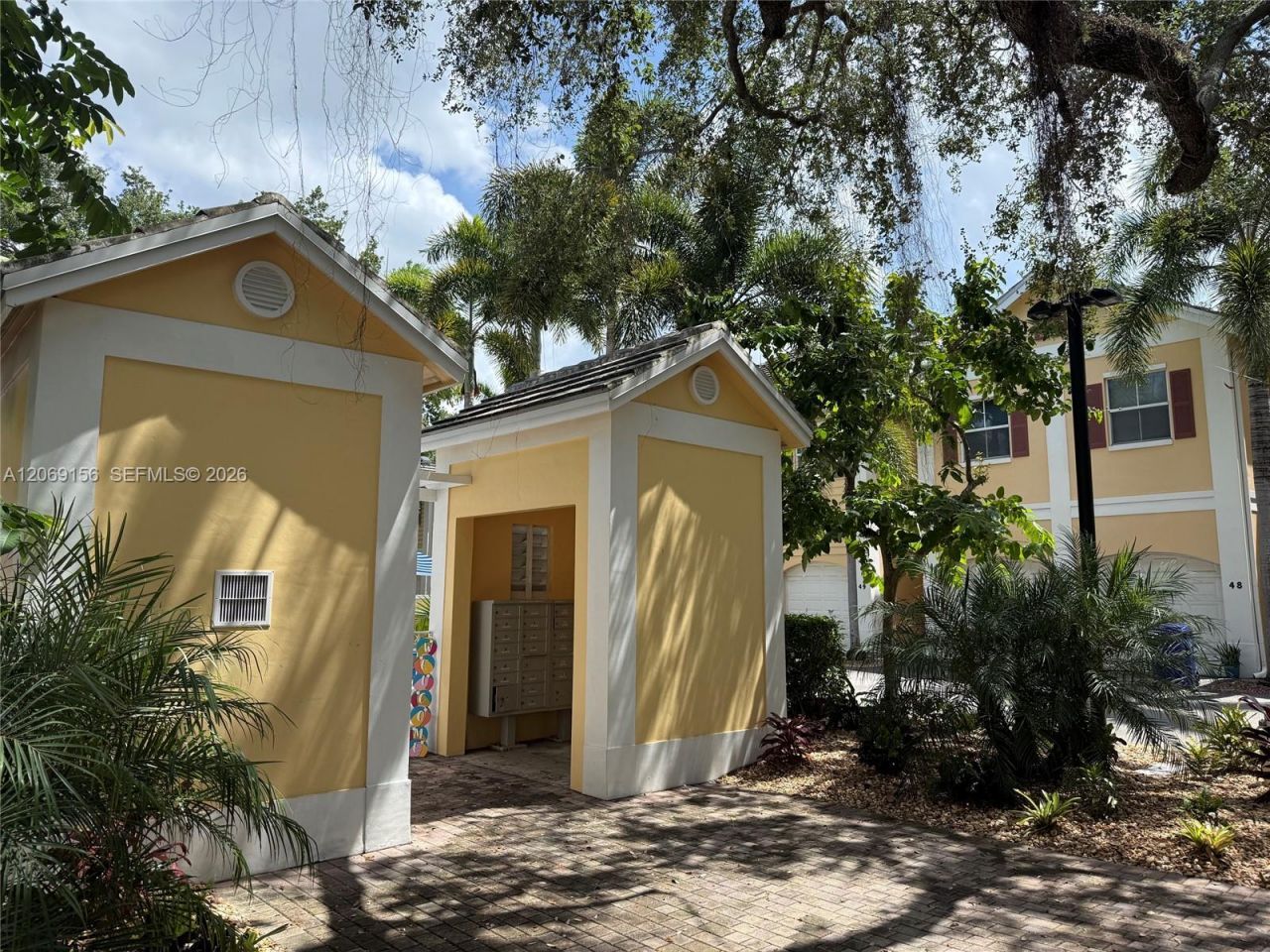 525 SW 18th Ave, Unit 26, Fort Lauderdale, FL 33312 Photo